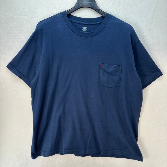 LEVIS Thick T Shirt Size XXL Navy Blue Pocket Classic Style - Picture 1 of 6